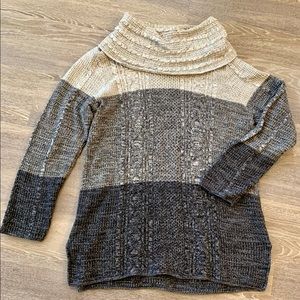 Tri-color Jeanne Pierre XL sweater